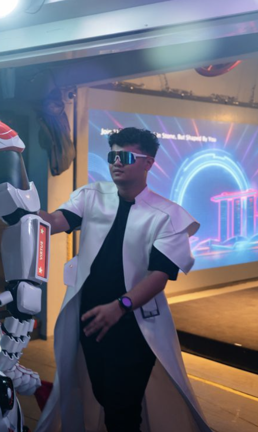 Futuristic Male D12