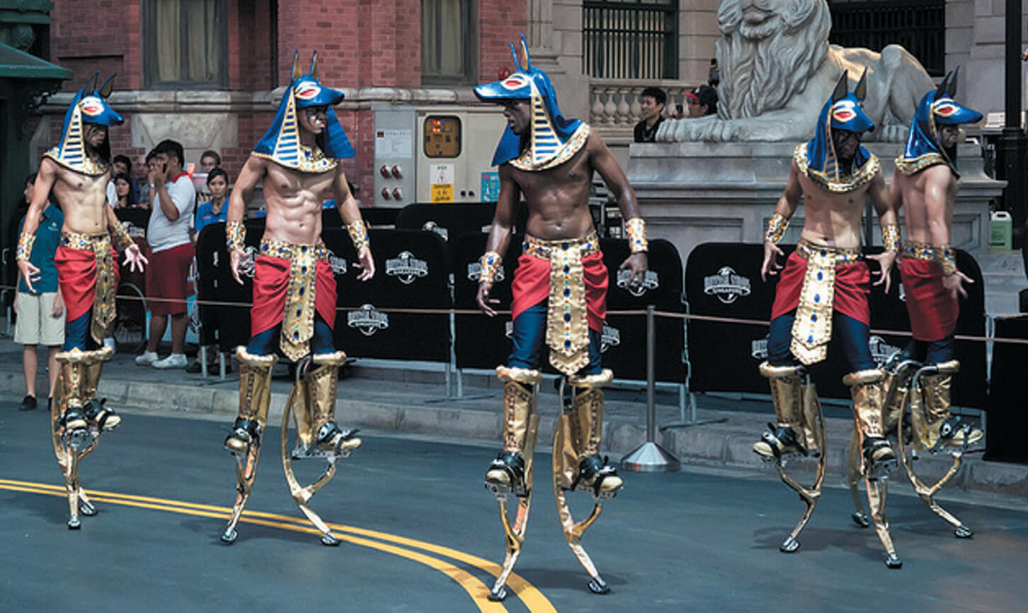 Singapore Costumes in Theme Parks