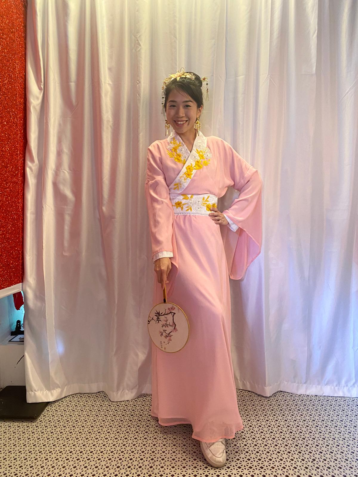 Peri Wanita Cina D06